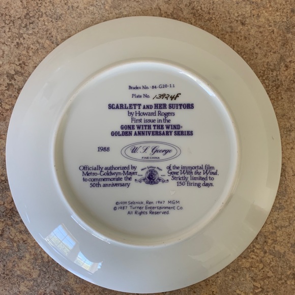 Gone With The Wind "Scarlett and Her Suitors" Collector Plate Howard Rogers 1988 - Picture 2 of 2